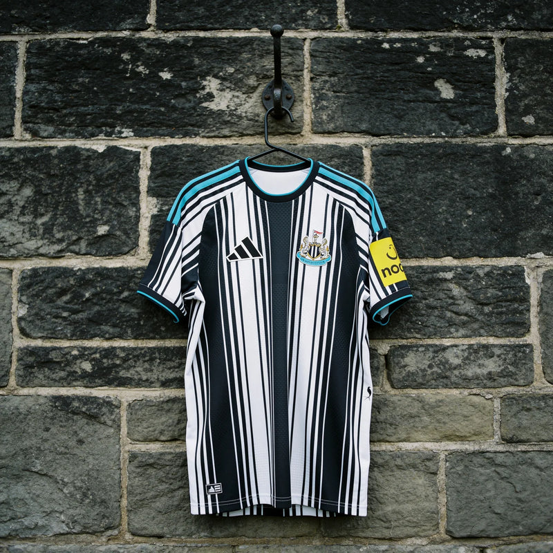 NewCastle Home 26/27 kit